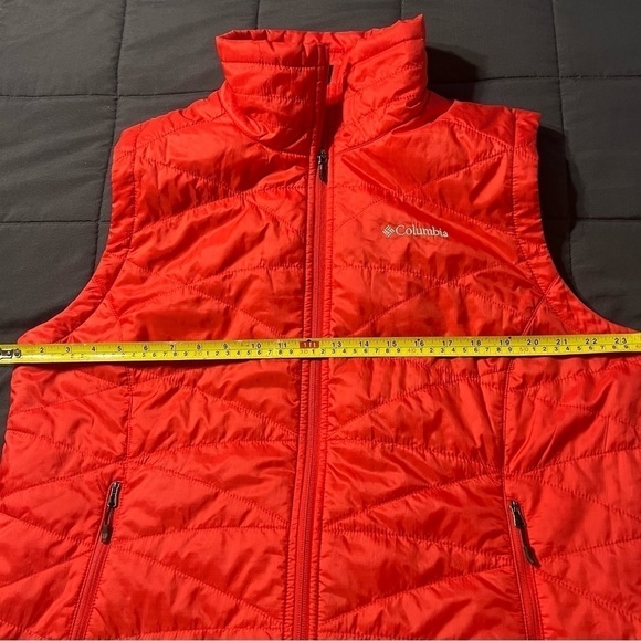 COLUMBIA Sportswear Athletic Plus Size 1X Lady’s red Vest EUC Omni-Heat - Picture 15 of 16